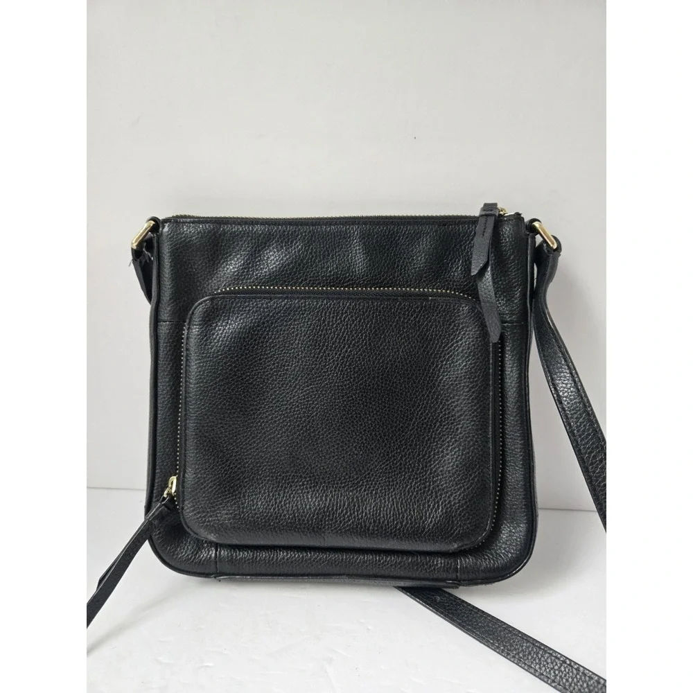 Cole Hann black shoulder bag crossbody‎ adjustable strap purse
